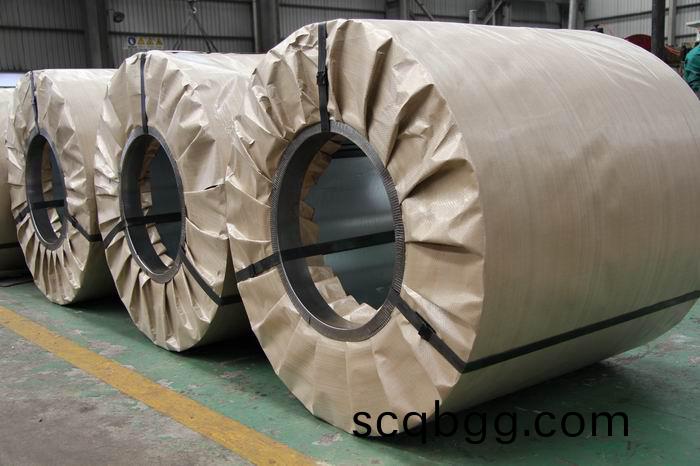 冷(leng)軋成(cheng)品(pin)帶鋼